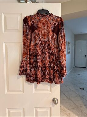 Free People Paisley Long-Sleeve top. S/P